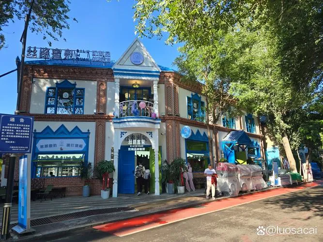 伊宁陕西大寺宣礼塔